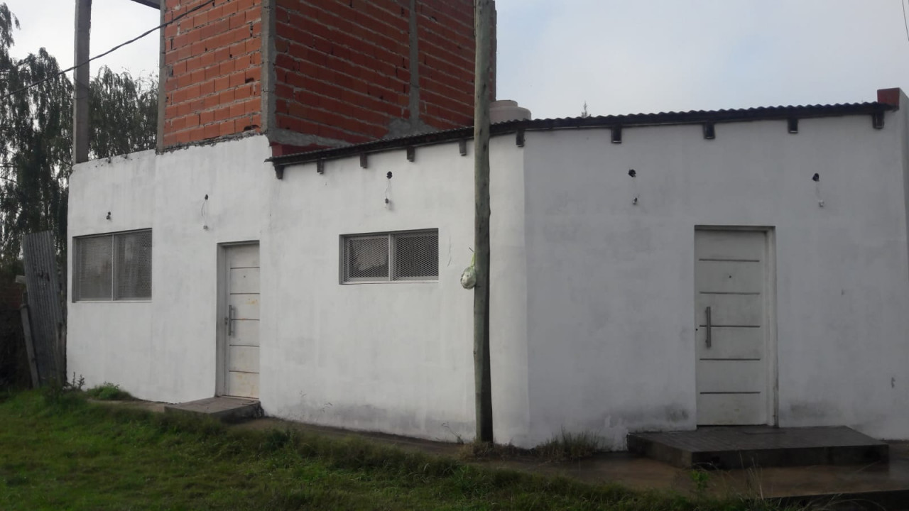 Casa en esquina (Parque Sicardi)