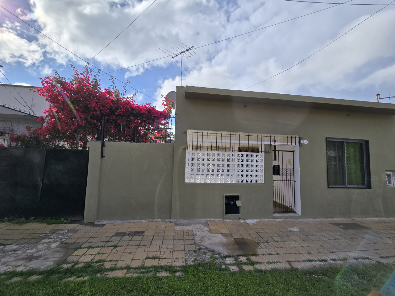 Casa en Venta ubicada a 200MTS de 197 y 500MTS de la estación de Jose C. Paz