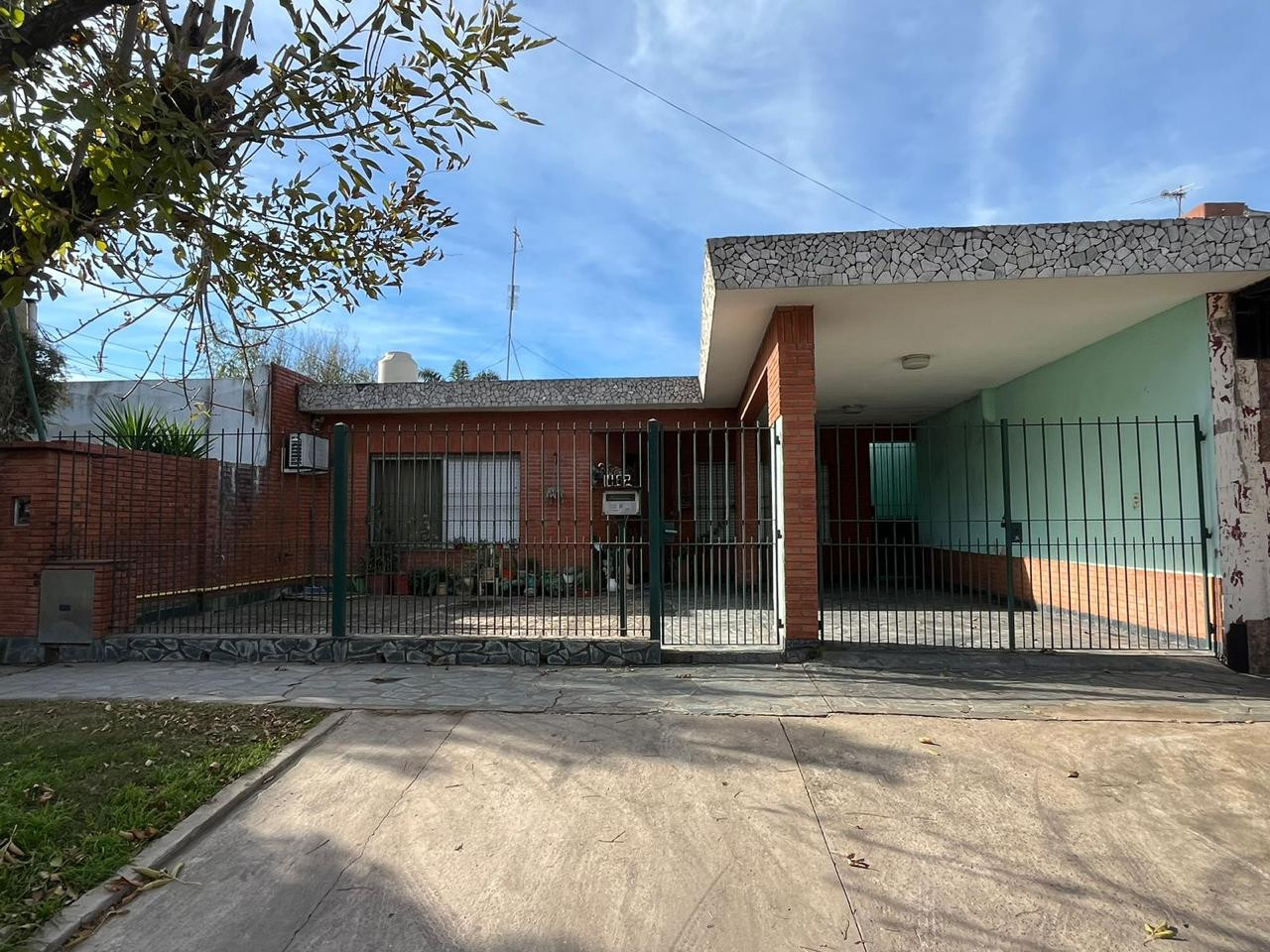 CASA EN VENTA - APTA CREDITO